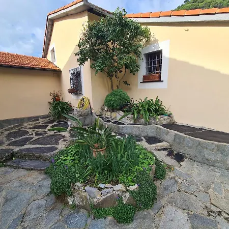 Castrusso Il Frantoio Di By Portofinovacanze Apartment