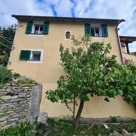 Castrusso Il Frantoio Di By Portofinovacanze Apartment